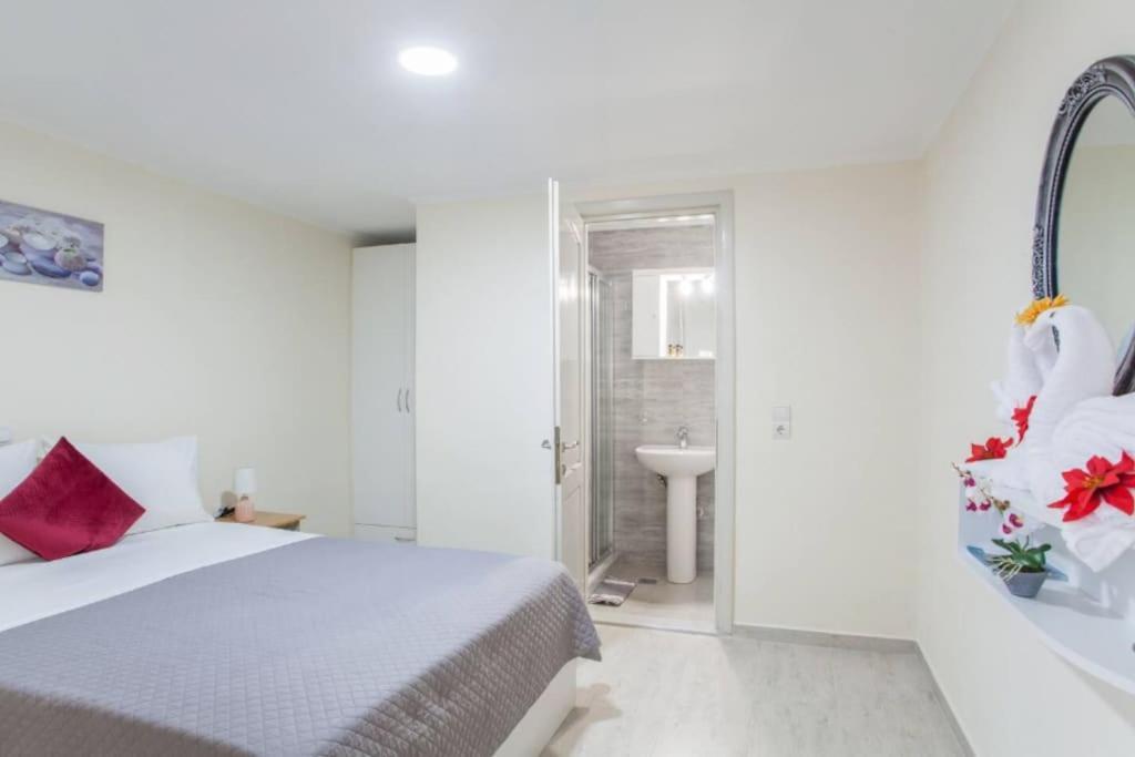 Newly Reconstructed Flat 107Sqm! Apartment Chania  Exterior photo