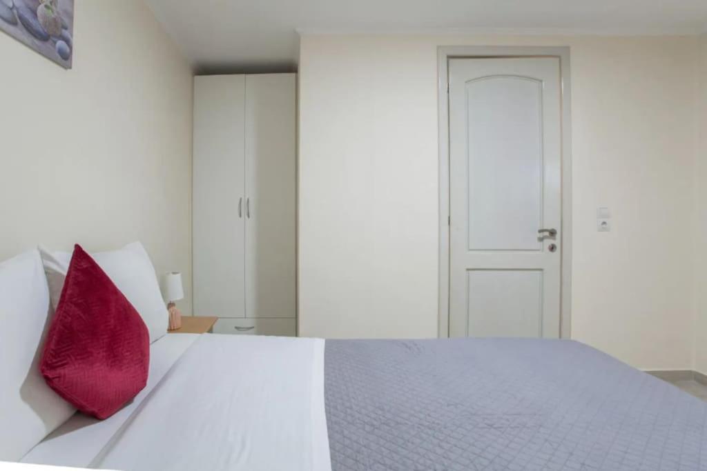 Newly Reconstructed Flat 107Sqm! Apartment Chania  Exterior photo